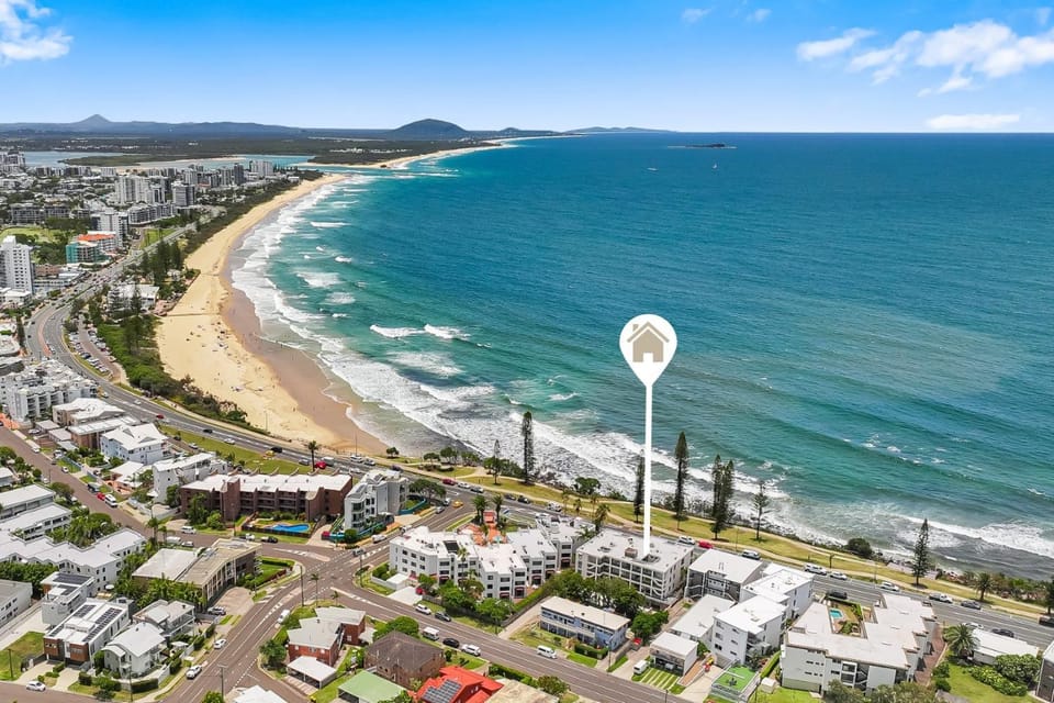 Amalfi on Alex: Seaside 2 Bedroom Retreat Apartment in Sunshine Coast