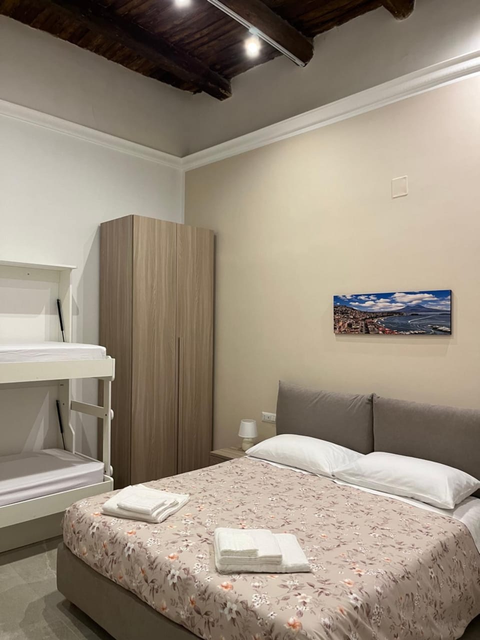 Neapolis francy Vesuvio Bed and Breakfast in Naples