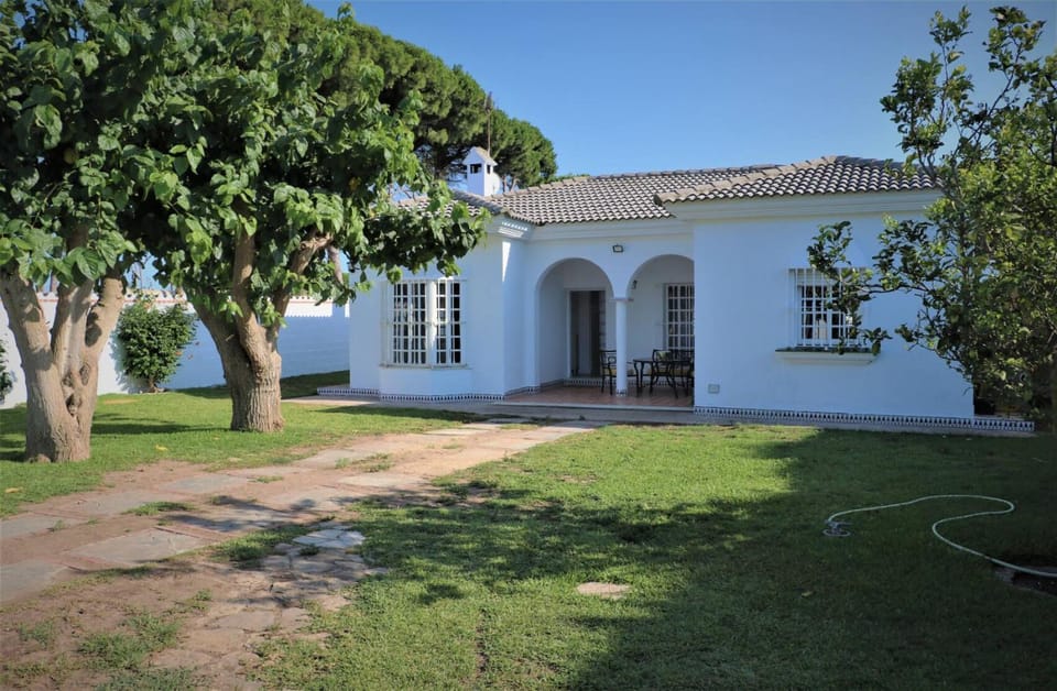 Property building, Garden