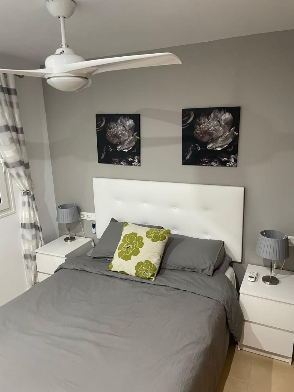 Bed, Bedroom, fireplace