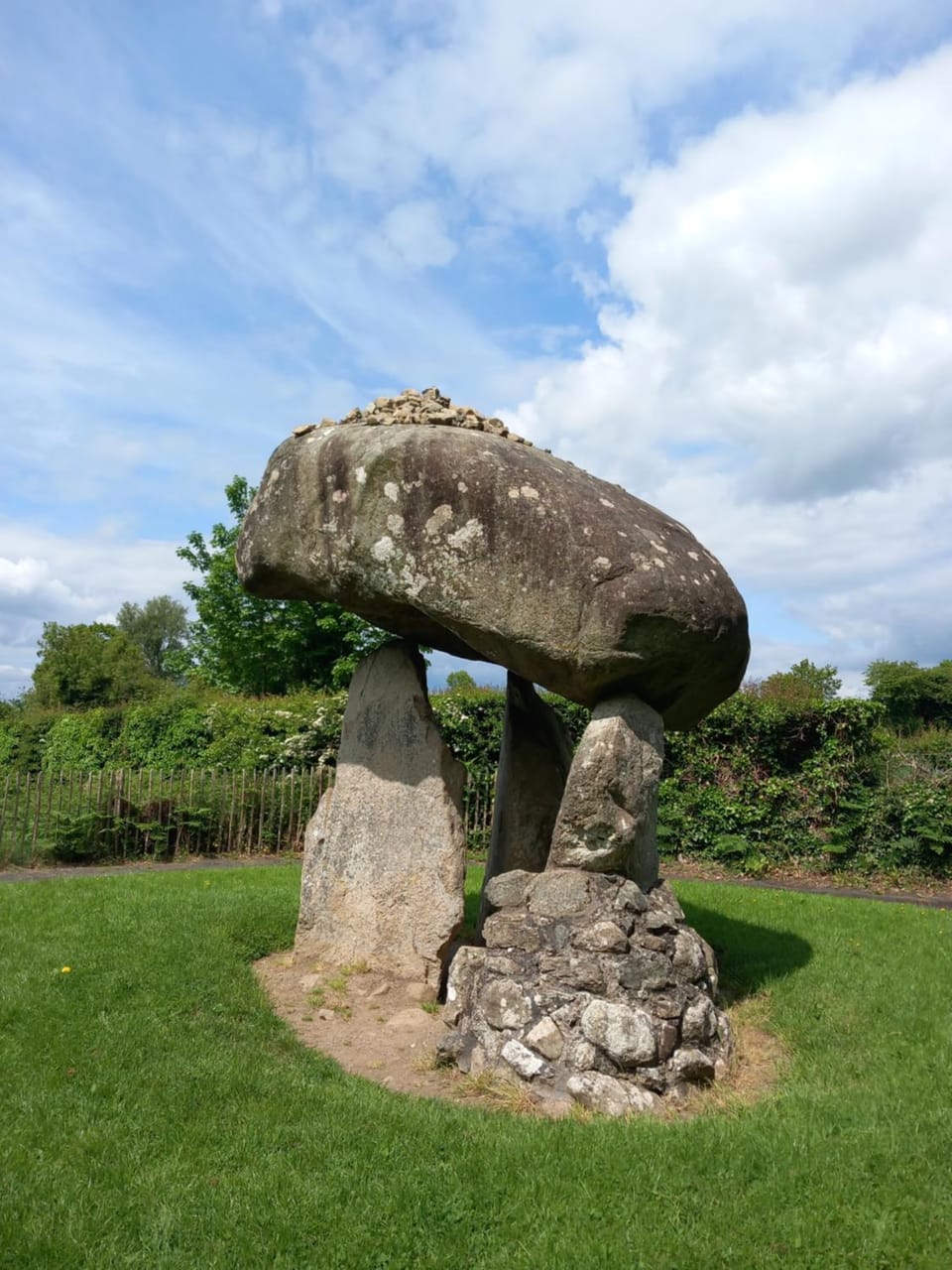 Nearby landmark, Natural landscape, Landmark view