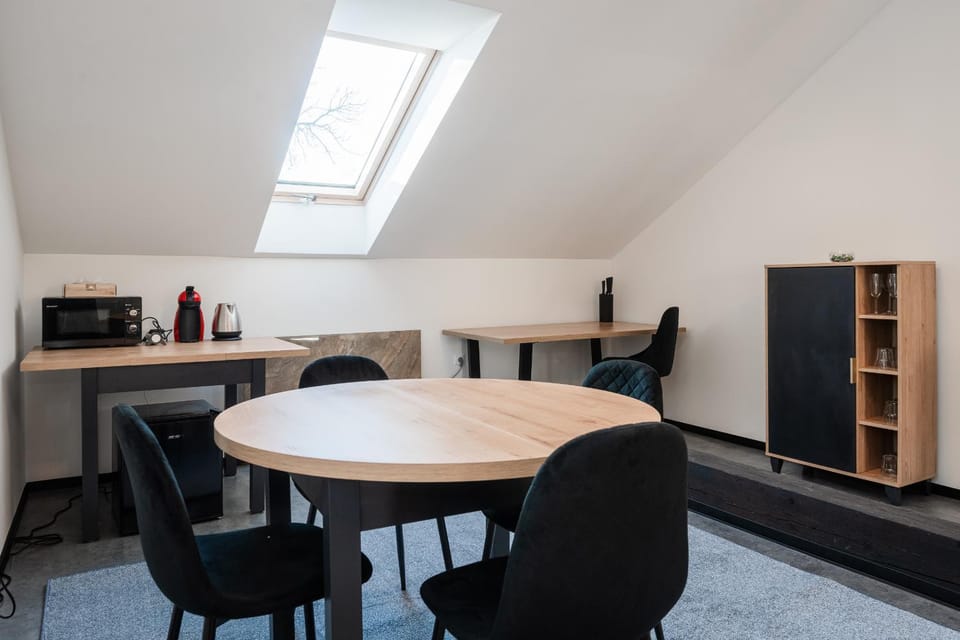Coffee/tea facilities, Living room, minibar