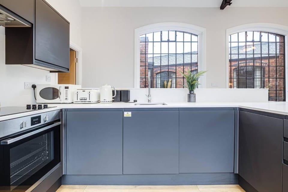 Kitchen or kitchenette, minibar, pet friendly, stove