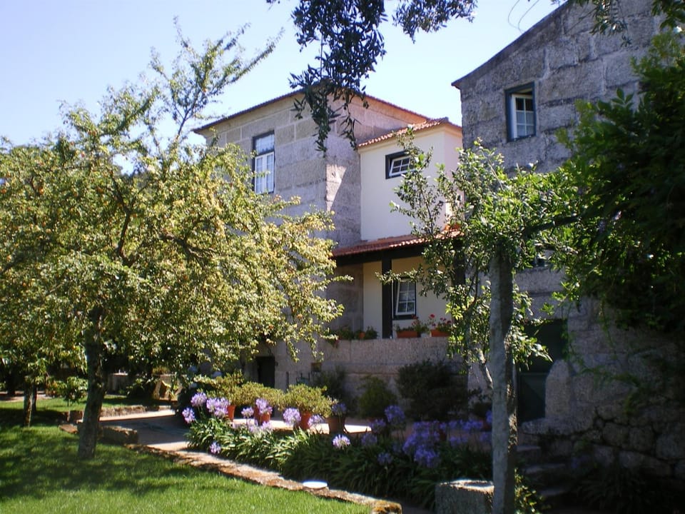 Garden view, Garden view