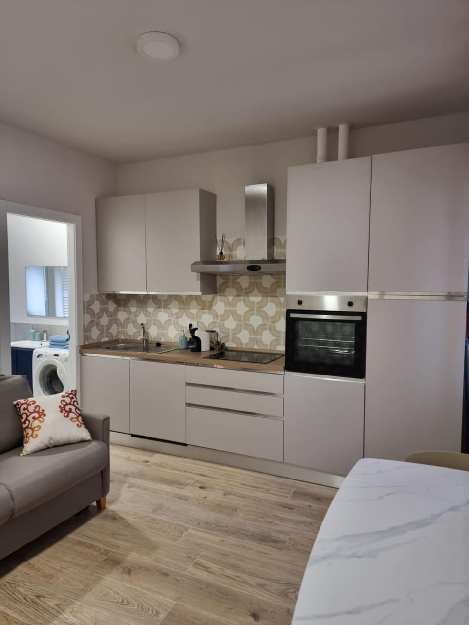 Living room, Dining area, kitchen