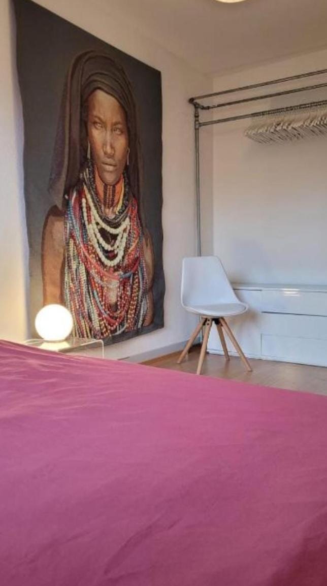 Bed, Photo of the whole room, Decorative detail, Bedroom