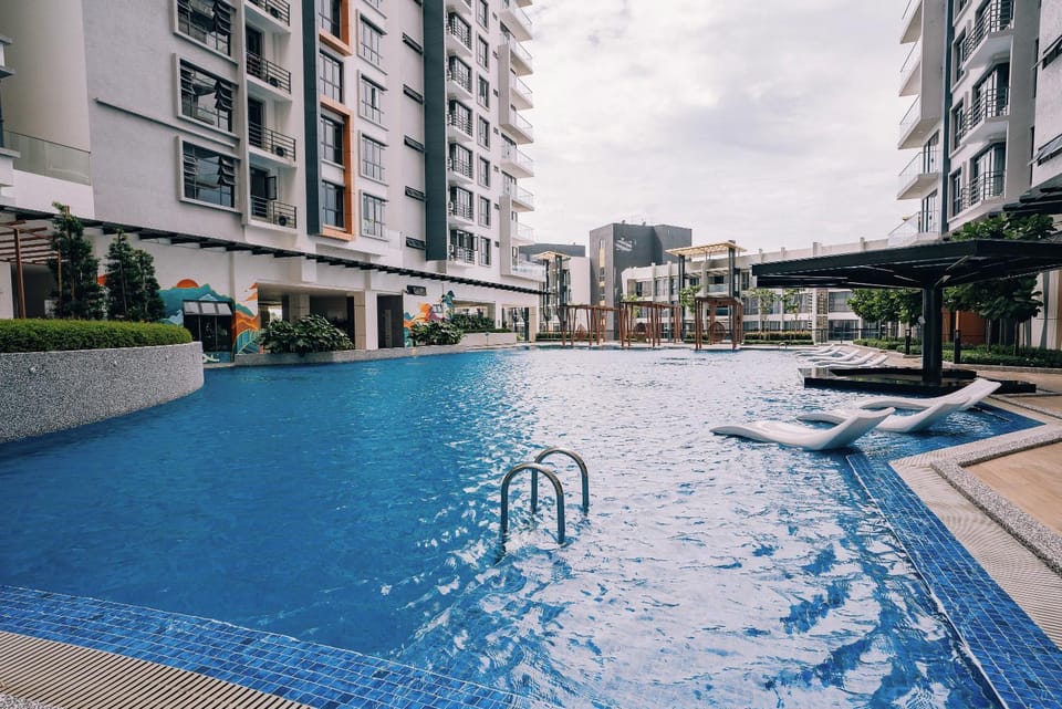 Pool view, Swimming pool, Swimming pool