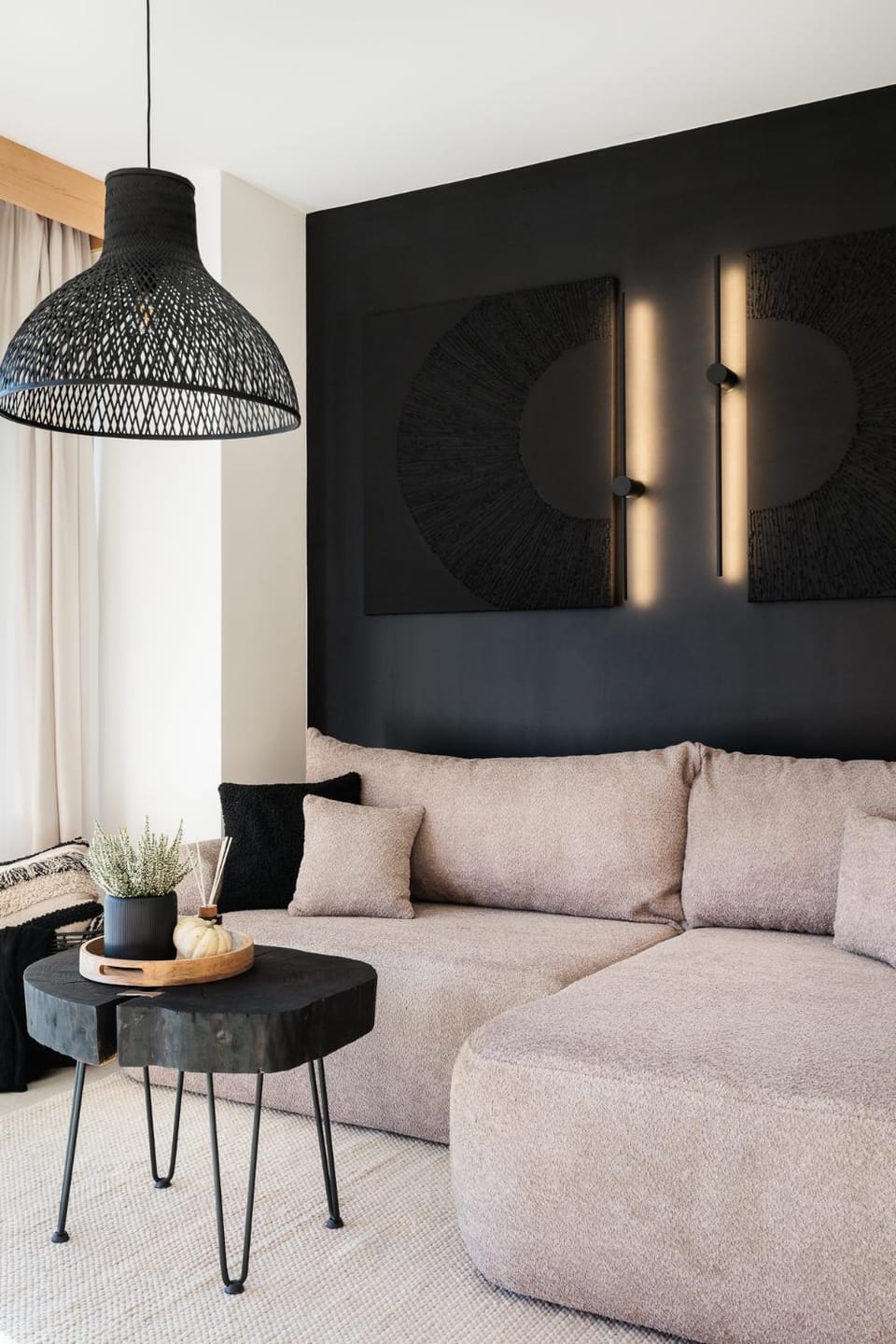 Living room, Seating area