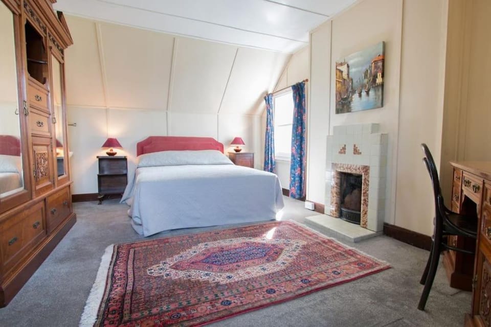 Ardnadrochet Cottage House in Scotland