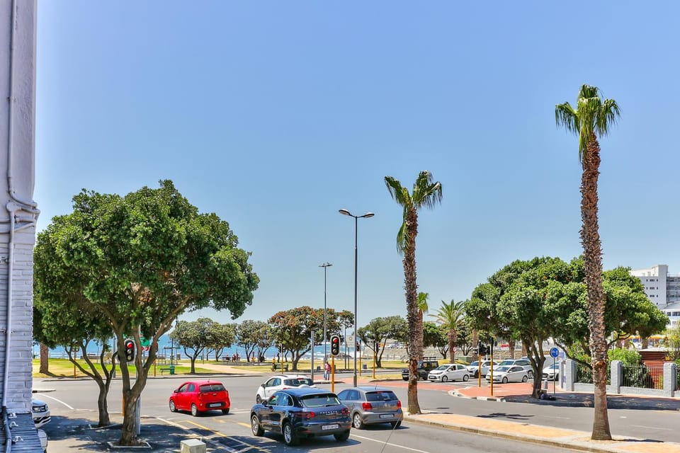 Day, Sea view, Street view, Location