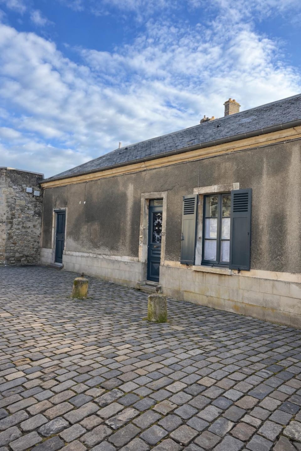 La Maison des Rues Pavées avec jardin by La Boîte En Plus House in Île-de-France