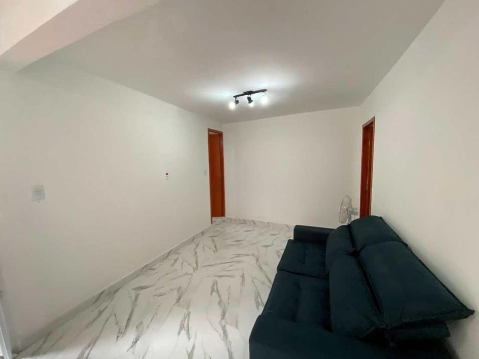 Bed, Photo of the whole room, Seating area