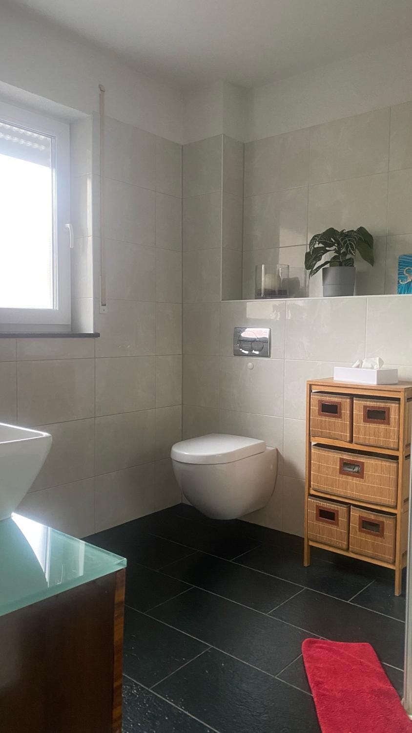 Deluxe helles Apartments mit Terrasse & WLAN zw Freiburg u Frankreich,private Zimmer für die Handwerker Vacation rental in Freiburg