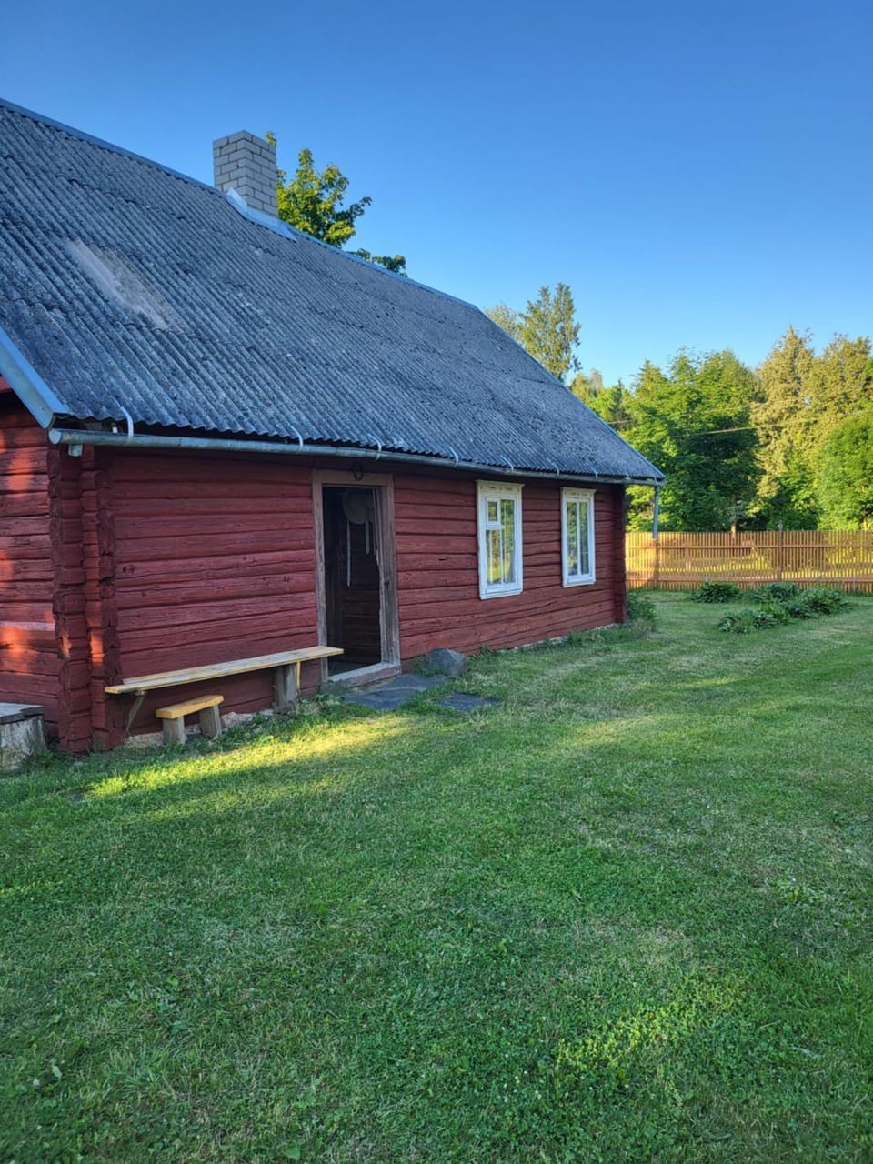 Property building, Day