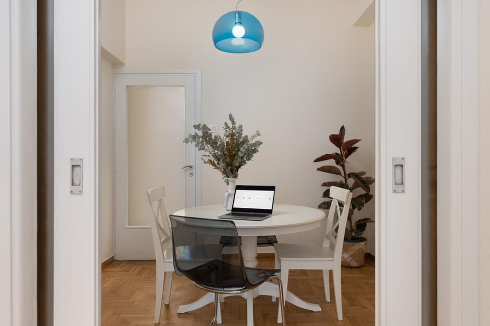 Dining area, hair dresser