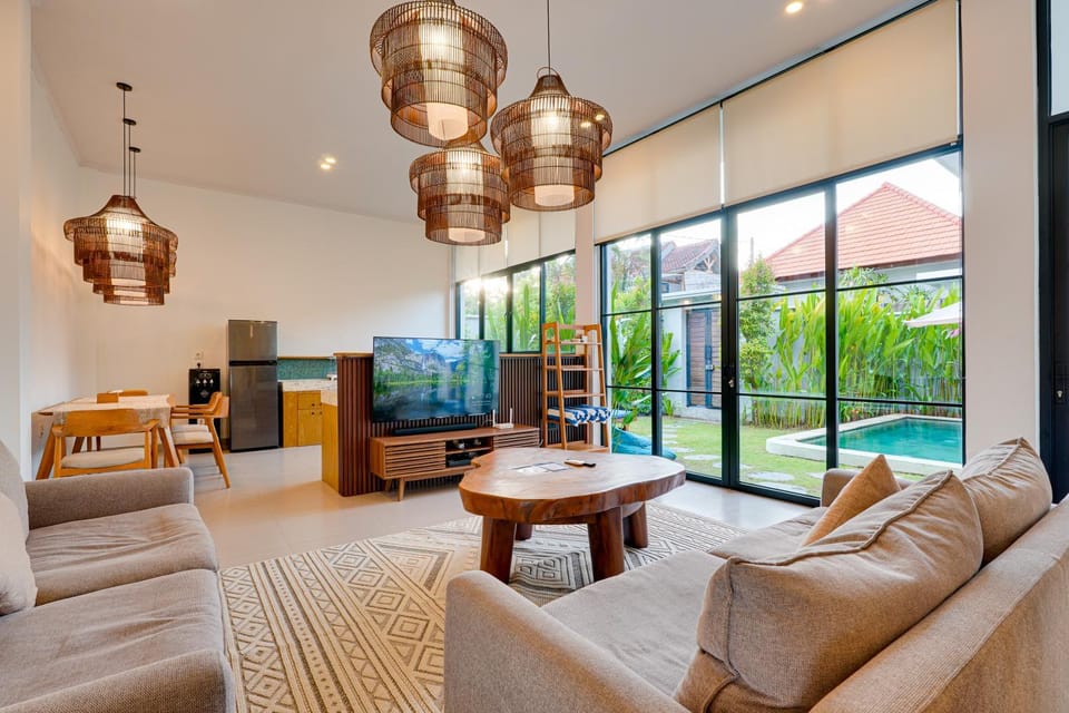 TV and multimedia, Living room, Seating area