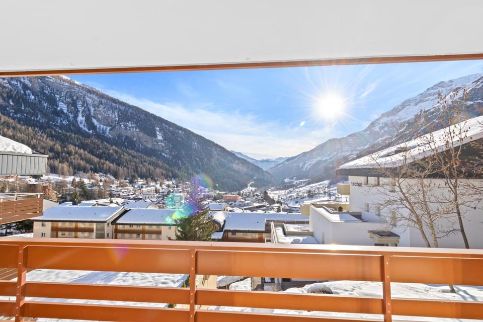 Natural landscape, View (from property/room), Balcony/Terrace, Mountain view