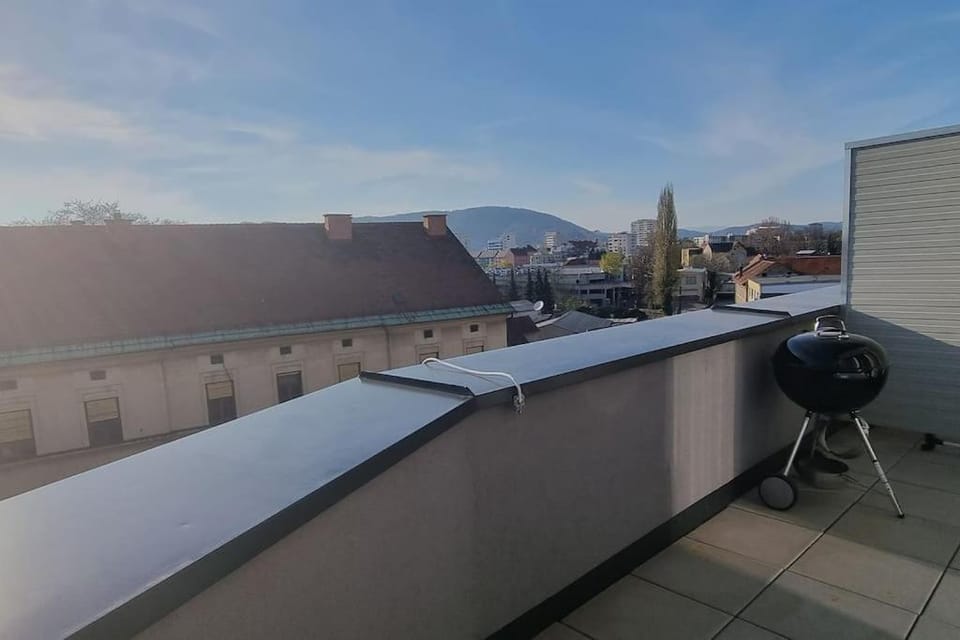 Day, Natural landscape, View (from property/room), Balcony/Terrace, Mountain view