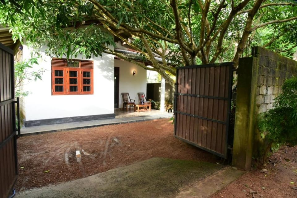 Property building, Garden, Garden