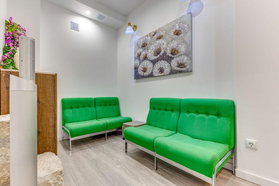 Communal lounge/ TV room, Living room