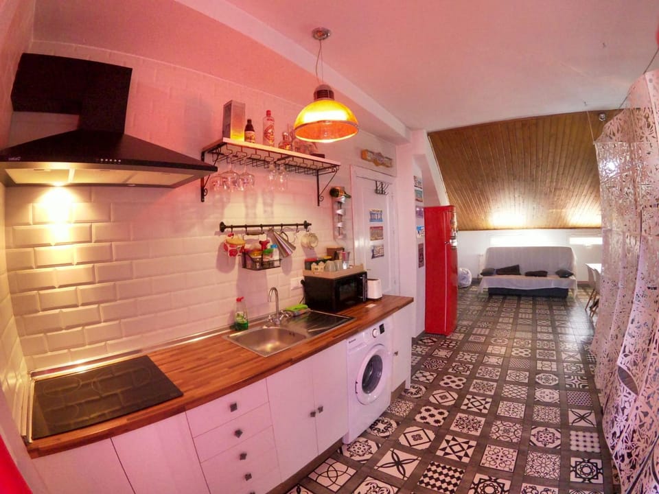 Kitchen or kitchenette
