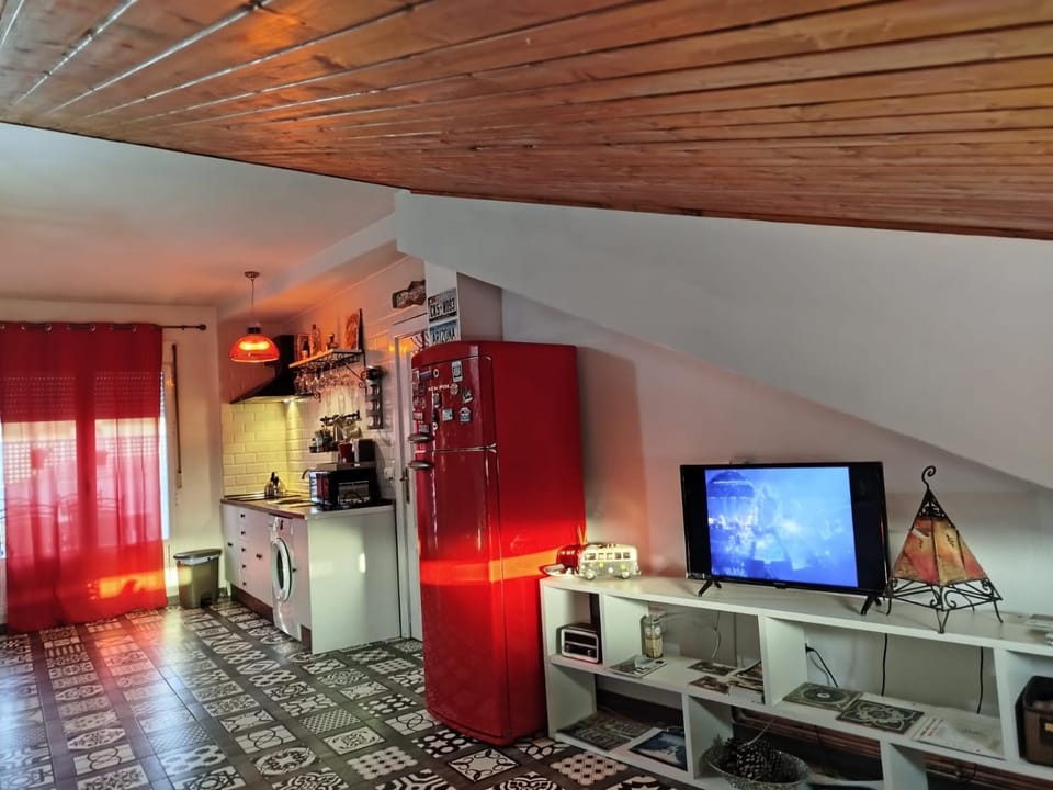 TV and multimedia, Dining area