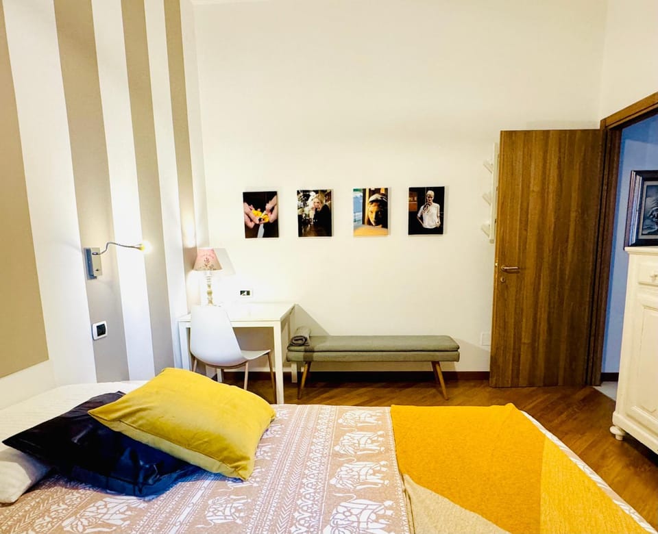 Bed, View (from property/room), Bedroom