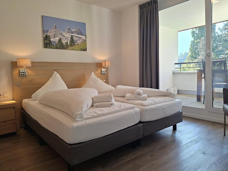 Bed, Balcony/Terrace, Bedroom, towels