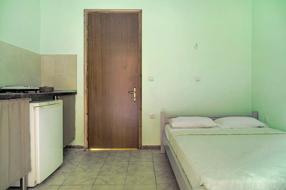 Property building, Living room, Bedroom