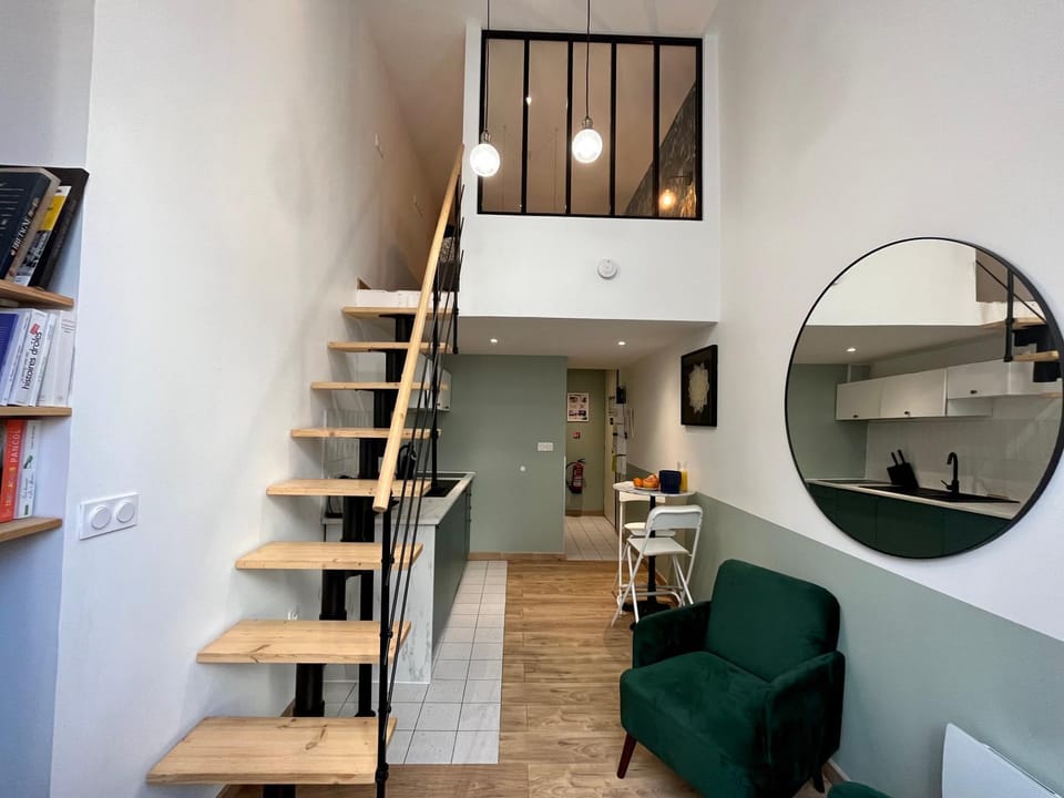 Suite Titouan - Appartement 2 personnes - Check in h24 & Wifi Apartment in Villeurbanne