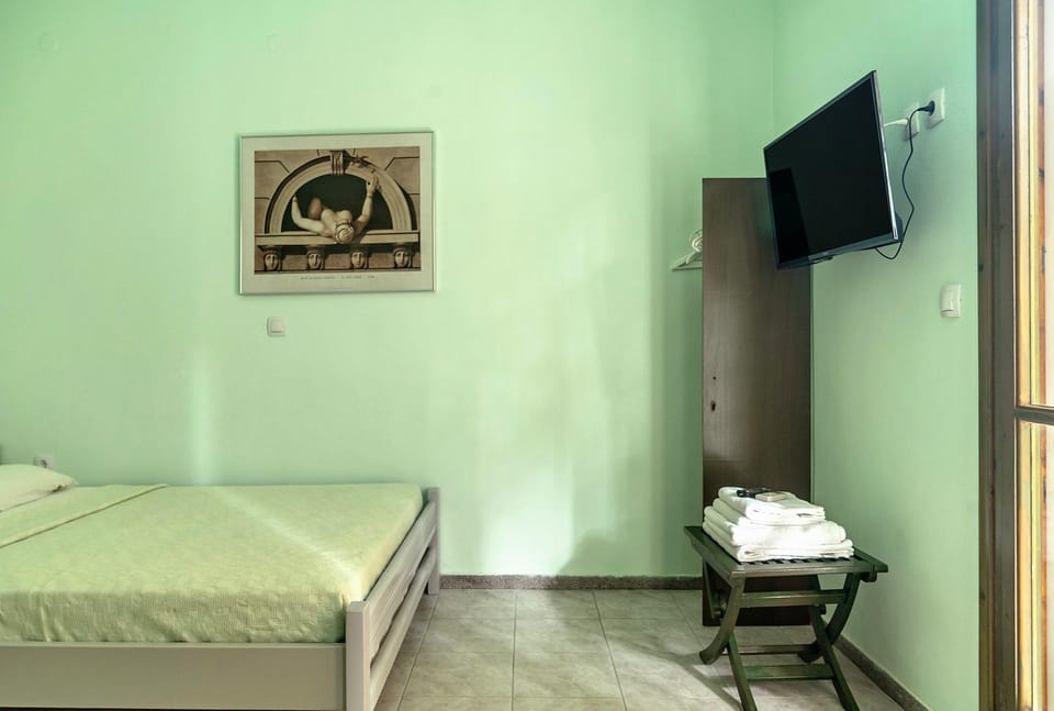 Property building, Living room, Bedroom