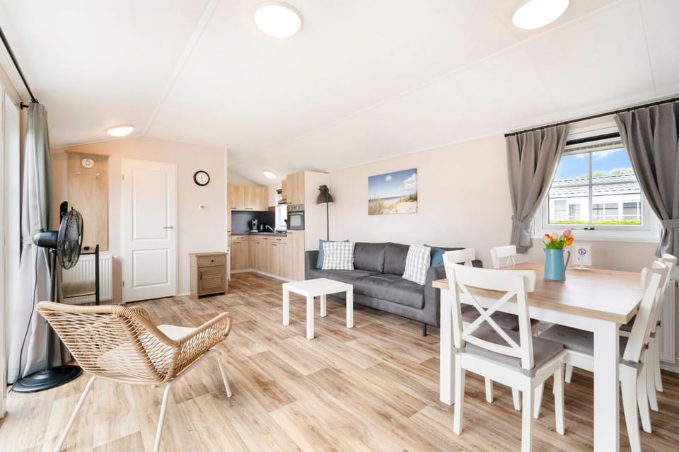 Chalet Luttikduin Nr 20 - Callantsoog aan Zee Chalet in Callantsoog