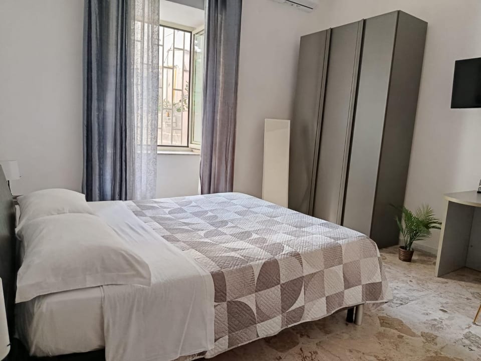 Bedroom, Garden view, Inner courtyard view
