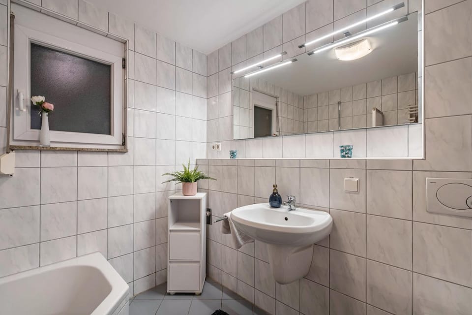 Bathroom, Living room