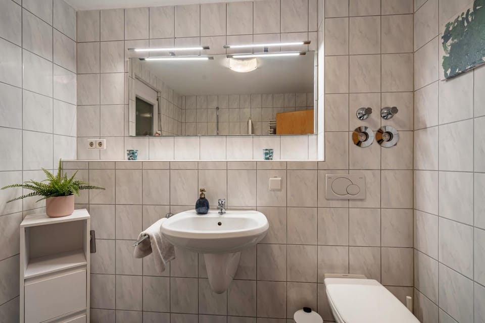 Bathroom, Living room