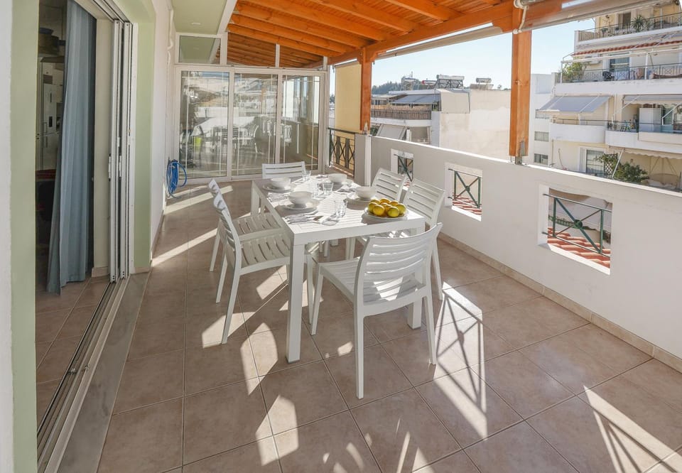 Patio, Day, View (from property/room), Balcony/Terrace, Seating area, Dining area