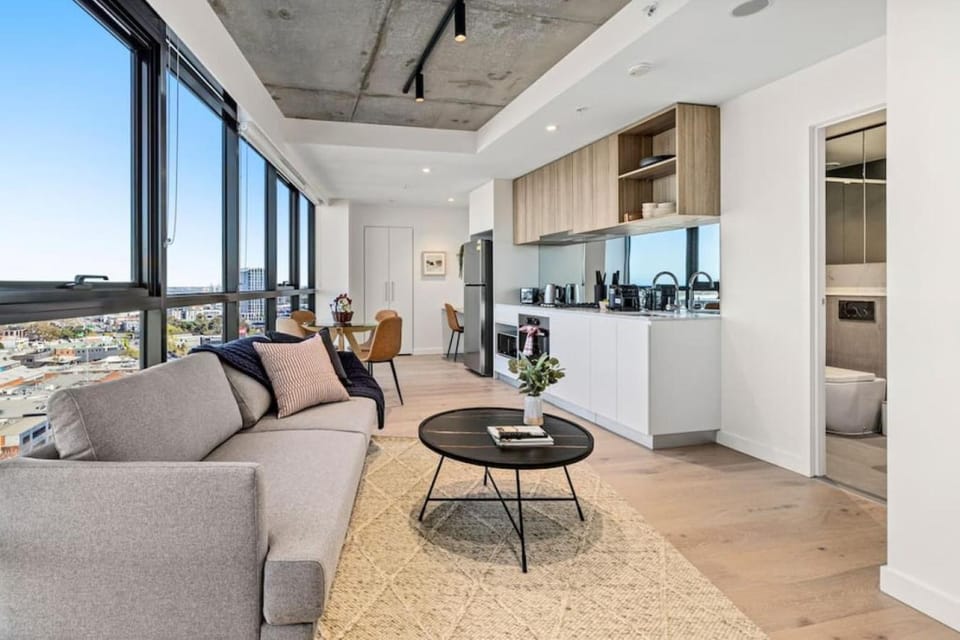 Kitchen or kitchenette, Living room, Seating area