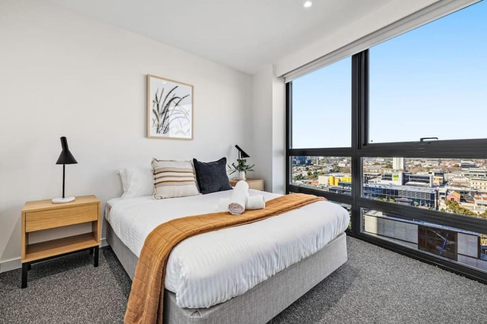 Bed, Bedroom, City view