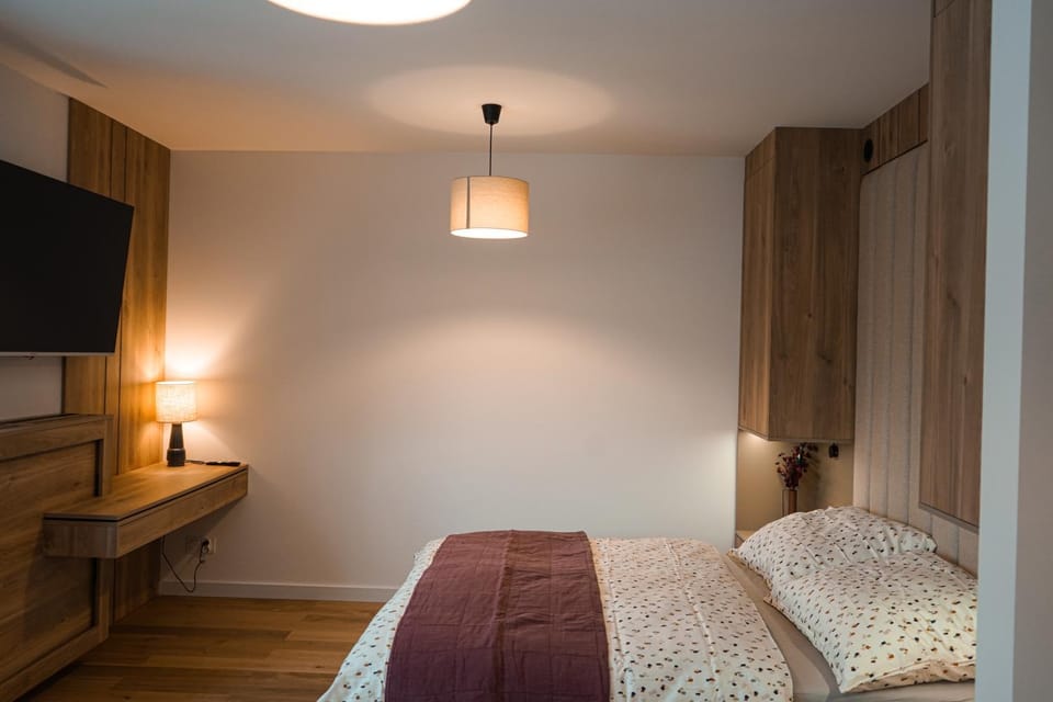 Apartament Cicha 16/ 7A - miejsce parkingowe w garażu Apartment in Lesser Poland Voivodeship