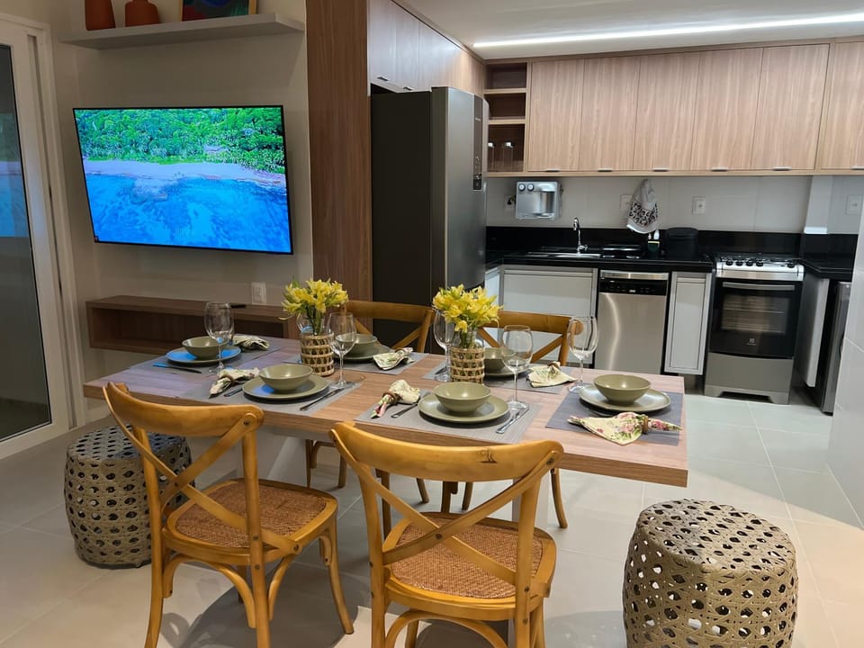 TV and multimedia, Kitchen or kitchenette, Dining area