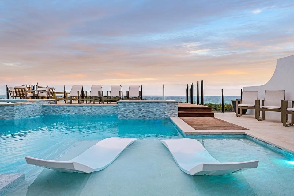 Gulf Front Sanctuary House in Seagrove Beach
