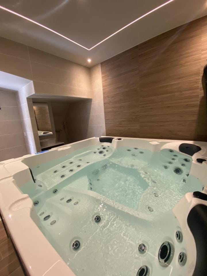 Spa and wellness centre/facilities