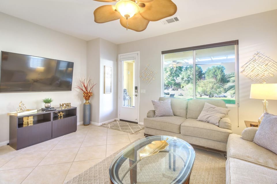 2 Mi to Empire Polo Club: Indio Home w/ Fireplace! House in La Quinta