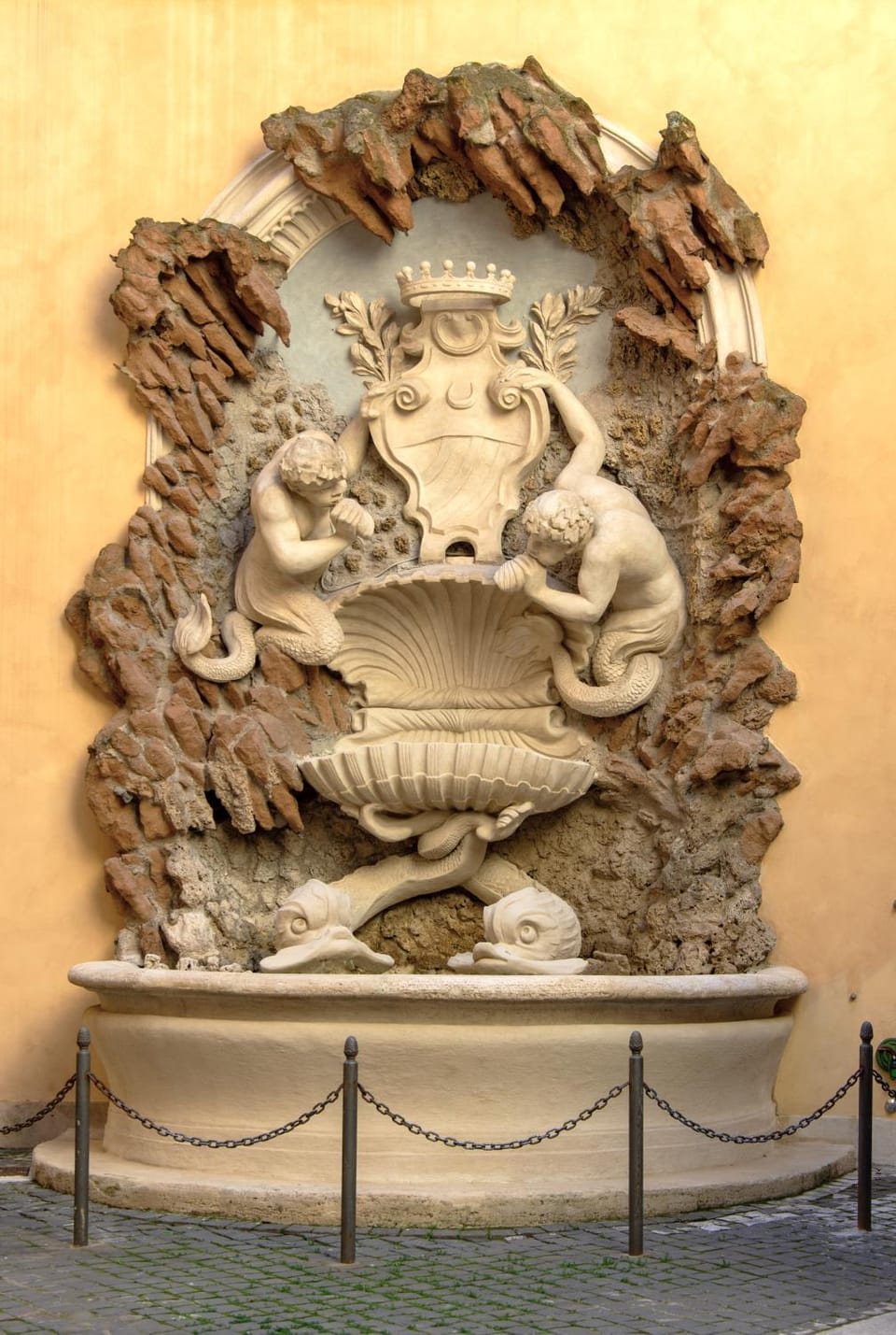 Decorative detail, Inner courtyard view