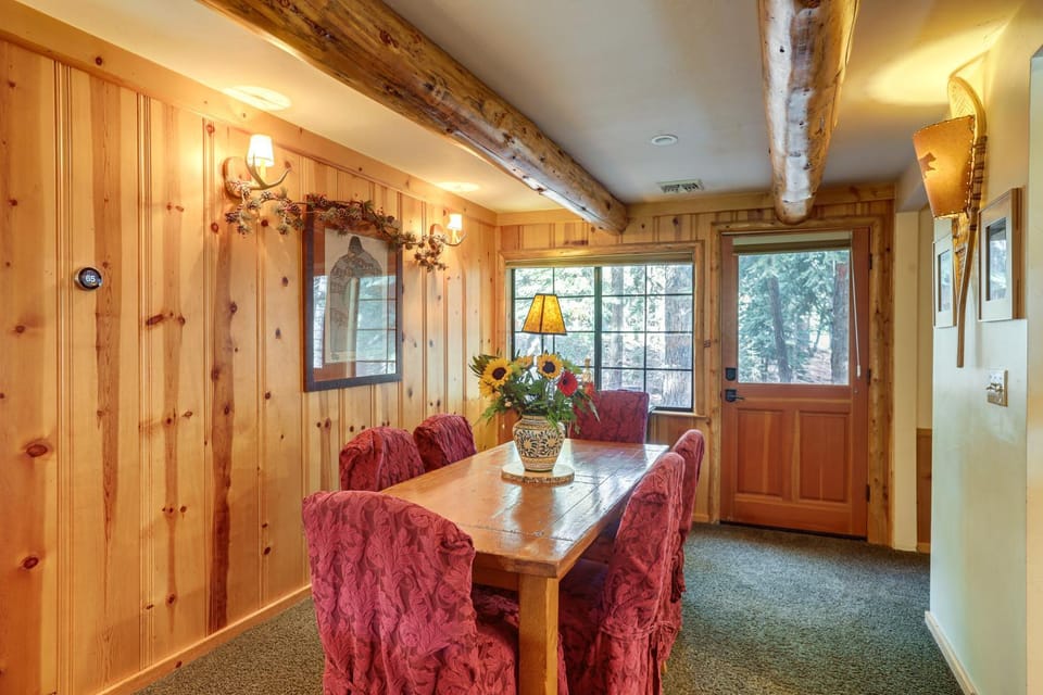 < 1 Mi to Lake Tahoe Beaches: Home w/ Fire Pit! House in Tahoe City
