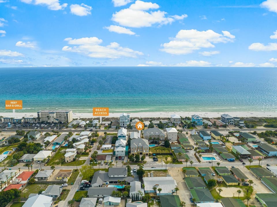 Nearby landmark, Day, Neighbourhood, Natural landscape, Bird's eye view, Beach, City view, Sea view, Street view