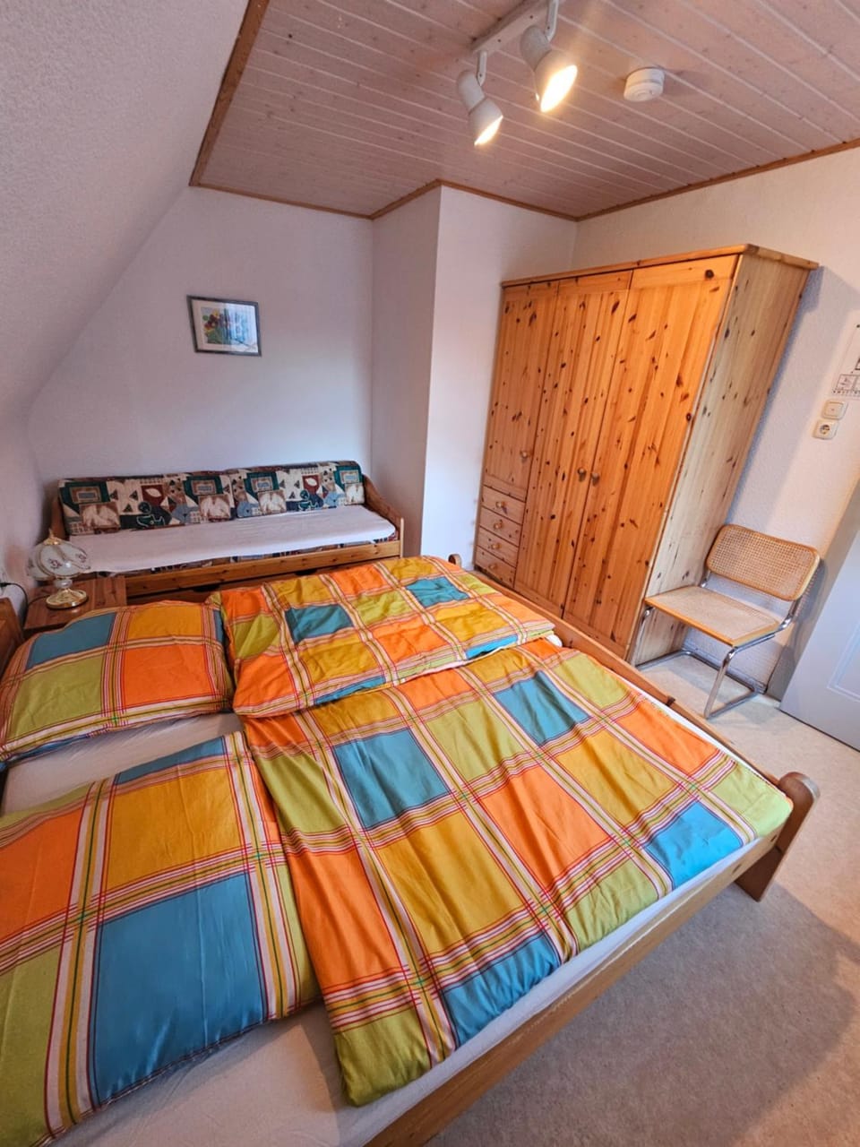 Bed, Photo of the whole room, Bedroom, wardrobe