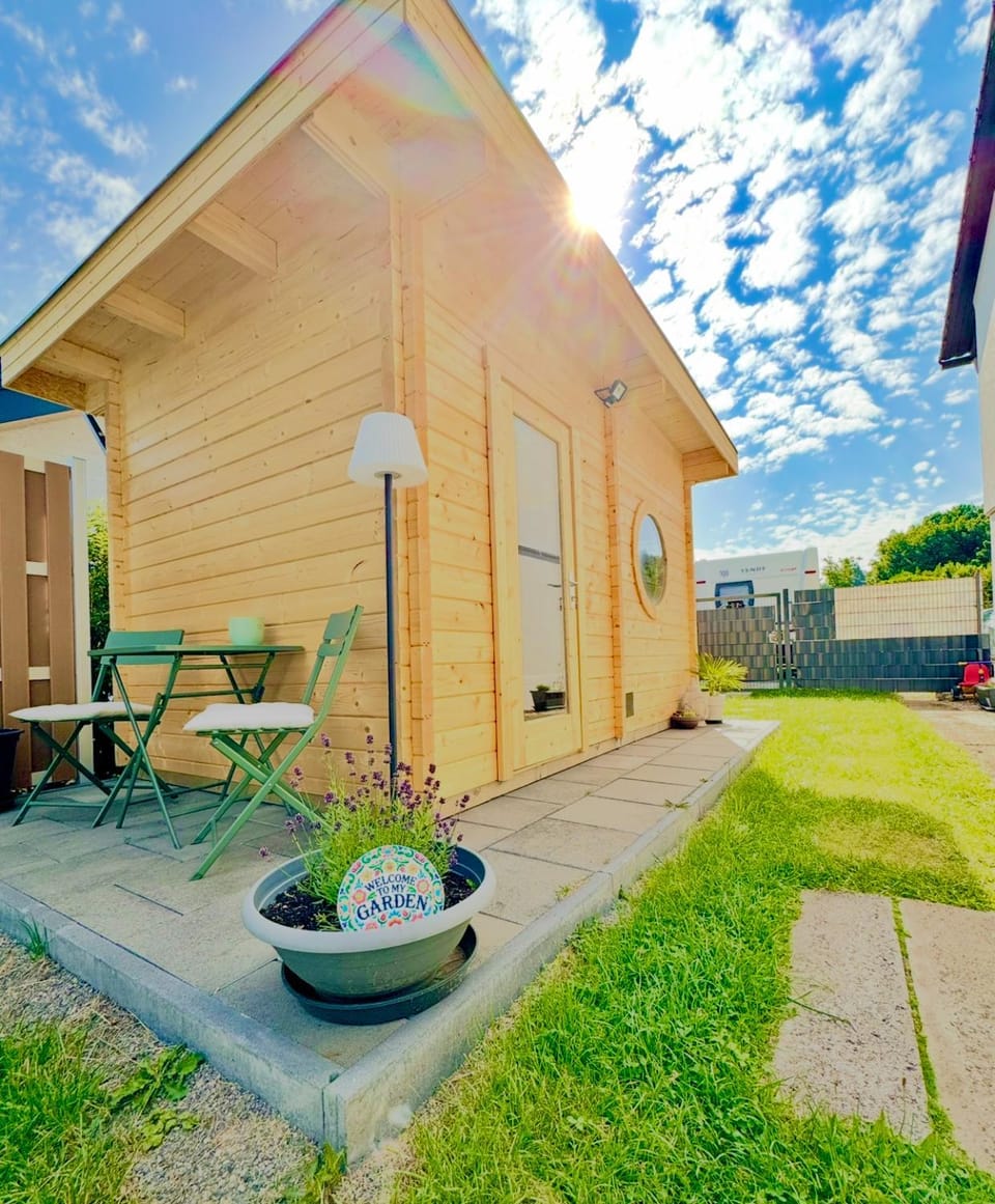 Patio, Garden