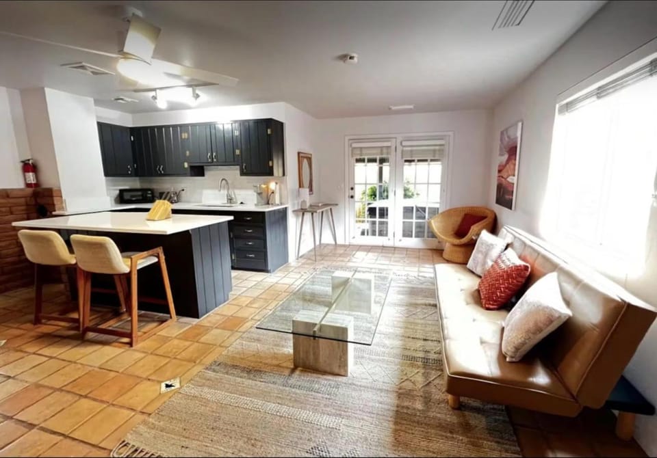 Quaint 1 bedroom Unit with Hottub in Uptown Sedona House in Sedona