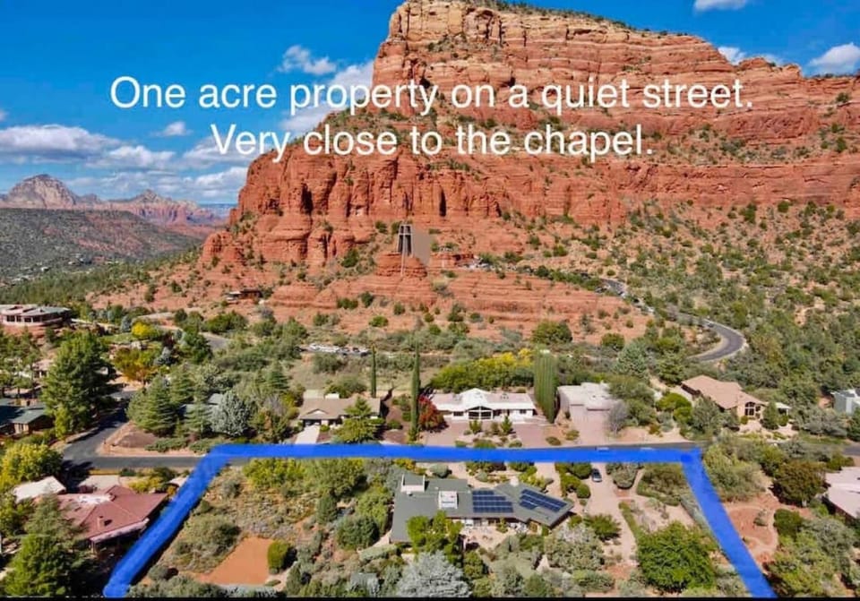 Chapel Vista Main House Red Rock Views and Hot Tub House in Sedona